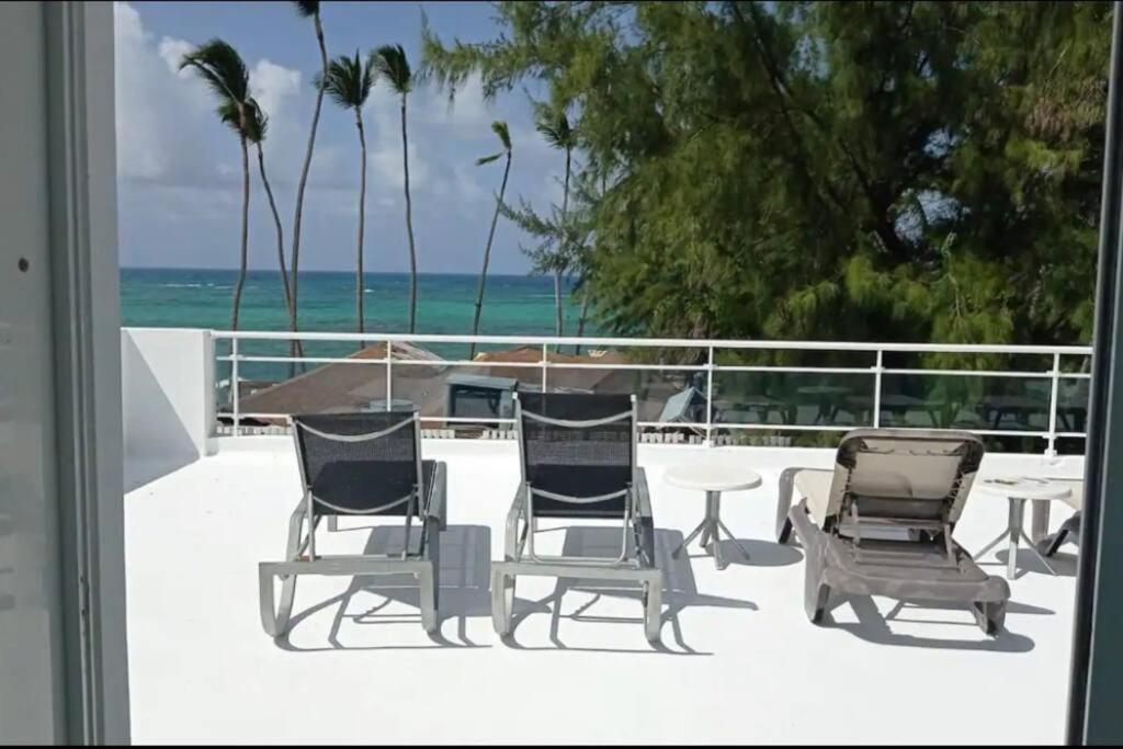 Punta Cana Penthouse Facing The Beach Exterior photo